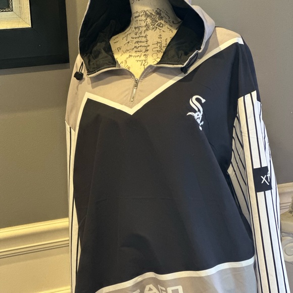COPY - Chicago white sox windbreaker - Picture 3 of 5